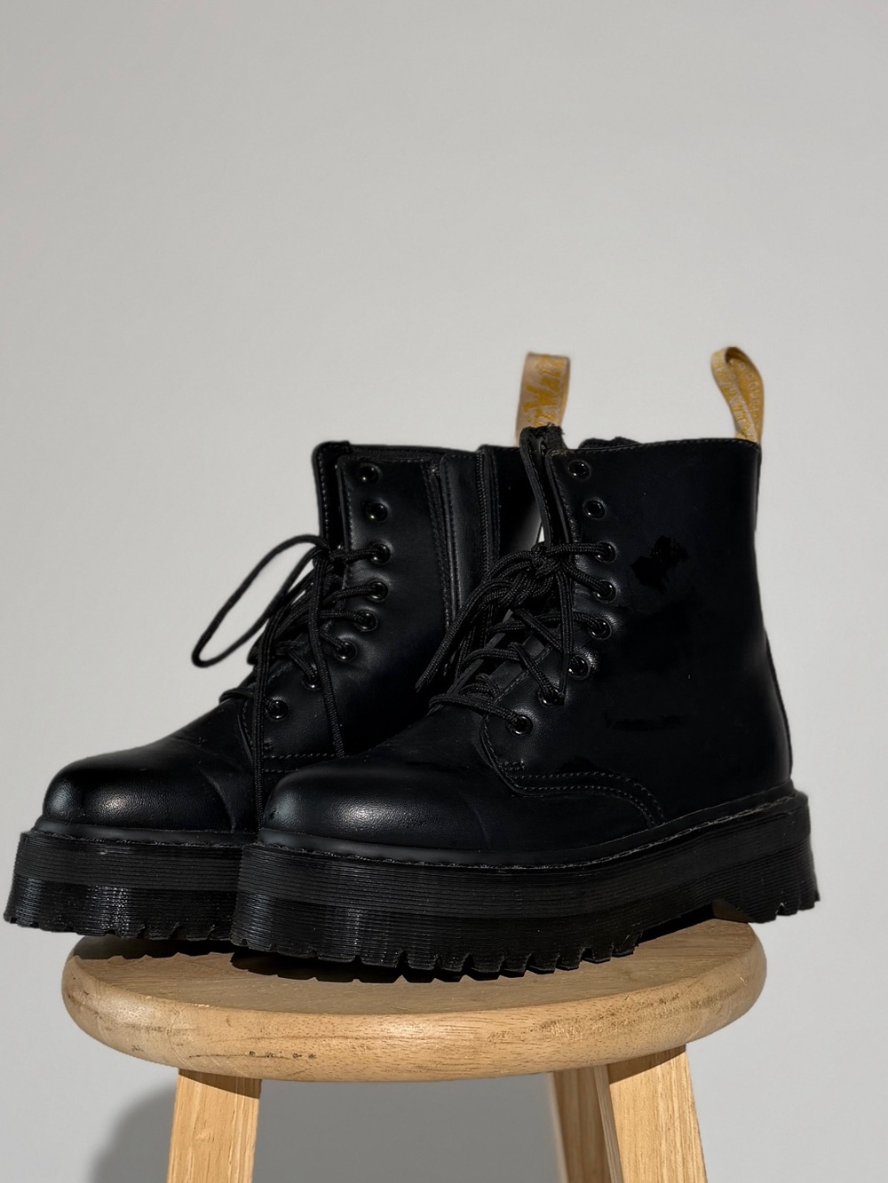 Dr. Martens platform boots women’s black size 7